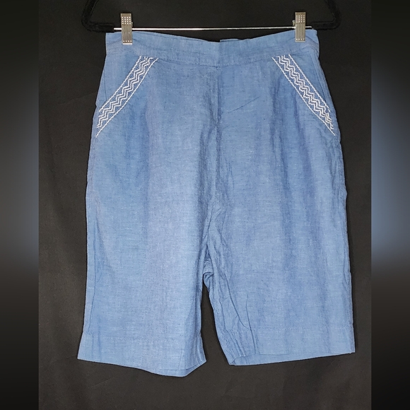 1950's Queen Casuals Vintage Blue Shorts w  White Embroidery details on pockets - Picture 1 of 4